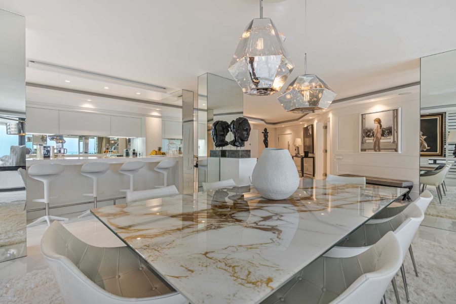 4 Bedroom Property for Sale in Clifton Western Cape